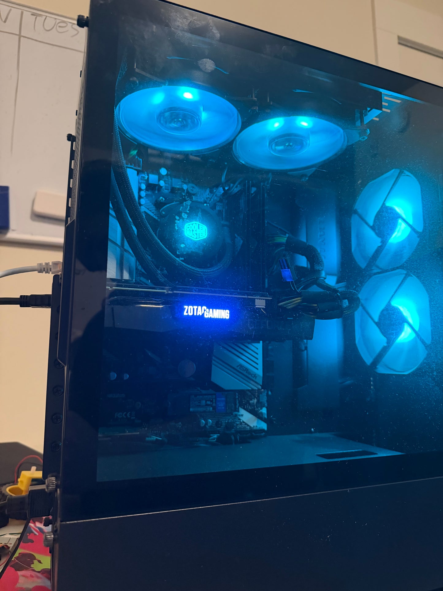 Ryzen 7 | RTX 2070 SUPER | 16GB RAM | 1TB SSD
