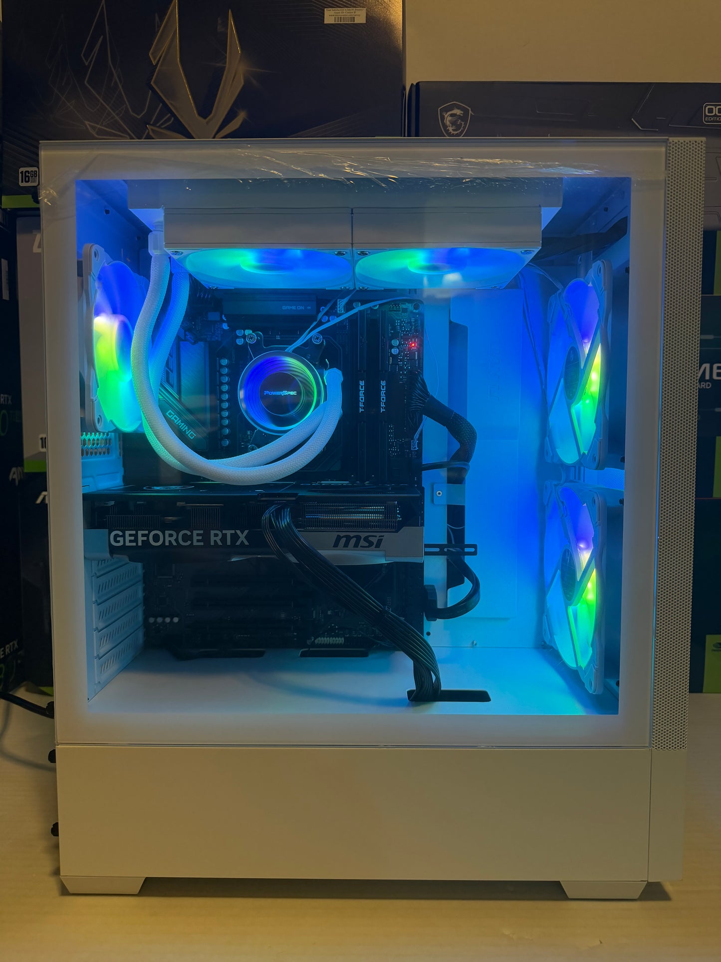 32GB DDR5 | RTX 5070 | 2TB SSD | RYZEN 7600X3D
