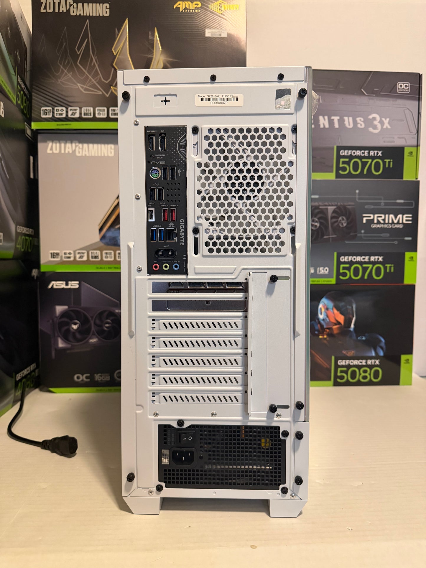 32GB DDR5 | RTX 5070 | 2TB SSD | RYZEN 7600X3D